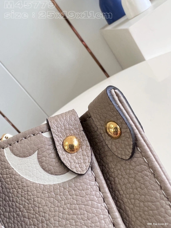 Aaa replica ru PM VUITTON LOUIS ONTHEGO 0808